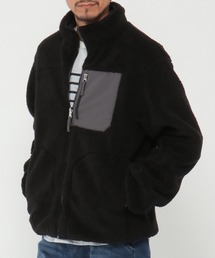 リバーシブルボアフリースブルゾン