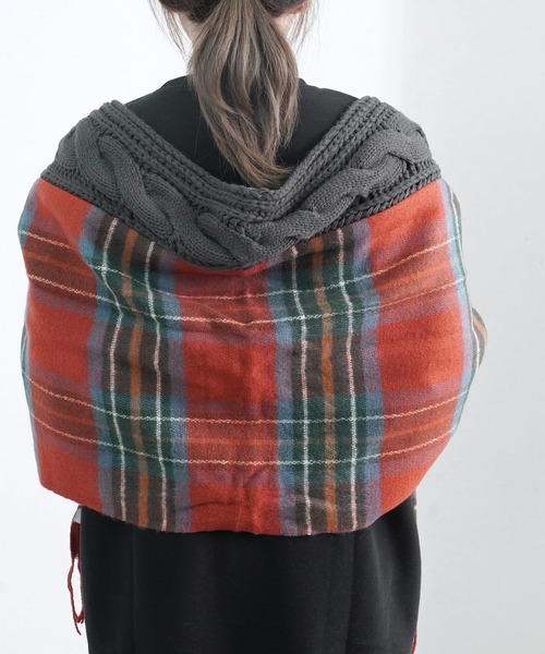 Fizz（フィズ）の「【Fizz/フィズ】　ケーブル×チェック異素材MIXマフラー（マフラー・レディース・ベージュ系/ブルー系/レッド系・FREE）」の9枚目の写真