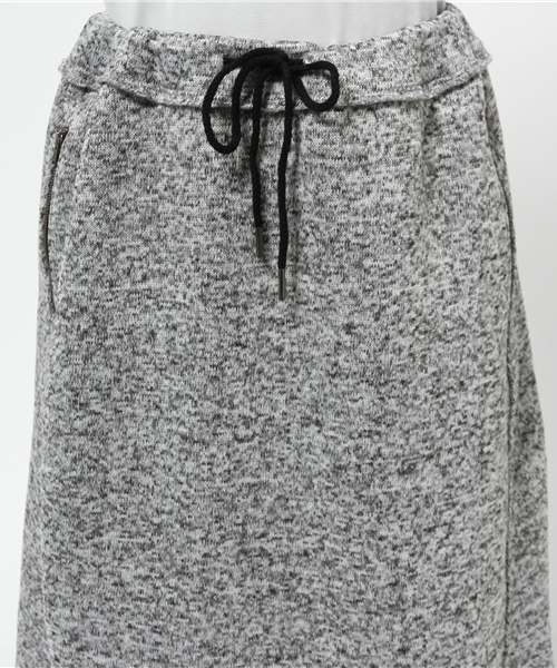 AZUL by moussy（アズールバイマウジー）の「T裏起毛天竺バックドロップマキシSK（スカート・レディース・トップグレー/ブラック/ネイビー・MEDIUM/LARGE/SMALL）」の7枚目の写真