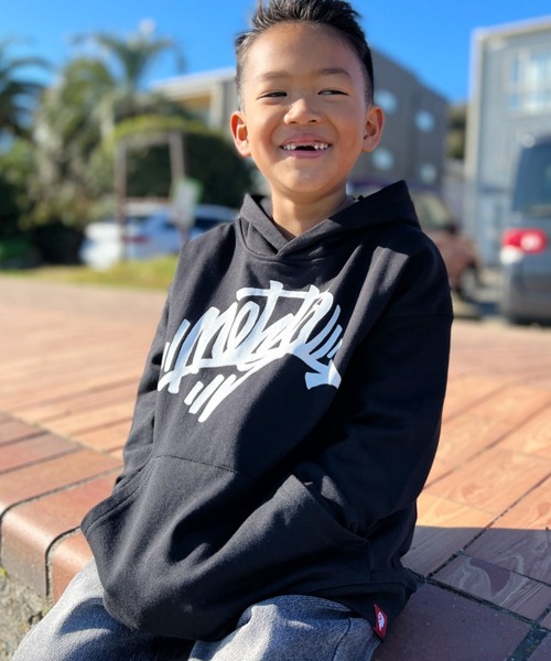 NESTA BRAND(ネスタブランド)の「NESTA KIDS(ネスタキッズ) / レタリングロゴパーカー(パーカー・キッズ・ブラック/イエロー・150/130/140/120)」の16枚目の写真