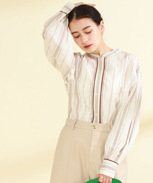 Ray BEAMS（レイビームス）の「Ray BEAMS / マルチストライプ バンドカラー シャツ（シャツ/ブラウス・レディース・ホワイト/ベージュ・ONE SIZE）」の4枚目の写真