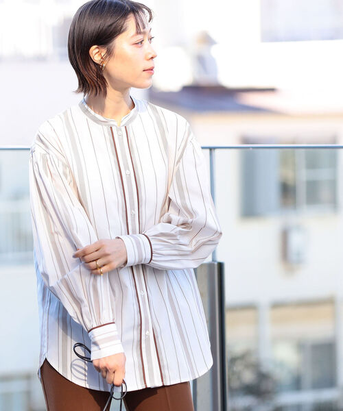Ray BEAMS（レイビームス）の「Ray BEAMS / マルチストライプ バンドカラー シャツ（シャツ/ブラウス・レディース・ホワイト/ベージュ・ONE SIZE）」の8枚目の写真