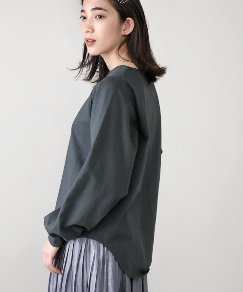 Bou Jeloud(ブージュルード)の「コットン天竺リラックスプルオーバー(Tシャツ/カットソー・レディース・チャコールグレー/オフホワイト/A/B/C・FREE)」の22枚目の写真