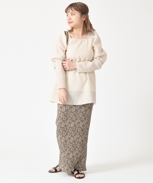 U by SPICK&SPAN(ユーバイスピックアンドスパン)の「バックリボンスクエアネックチュニック◆(シャツ/ブラウス・レディース・アイボリー/グリーン系その他・FREE)」の22枚目の写真