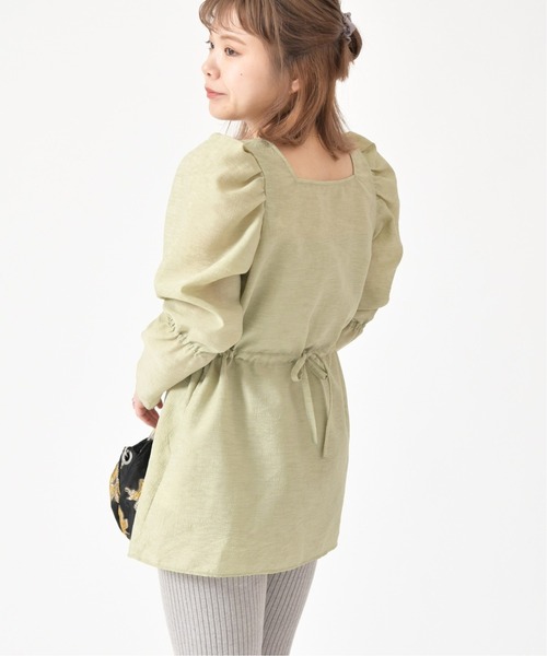 U by SPICK&SPAN(ユーバイスピックアンドスパン)の「バックリボンスクエアネックチュニック◆(シャツ/ブラウス・レディース・アイボリー/グリーン系その他・FREE)」の13枚目の写真