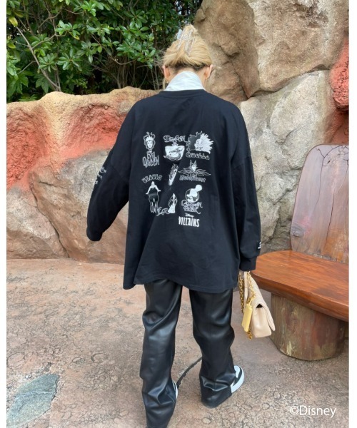 FIG&VIPER（フィグアンドバイパー）の「Disney villains BIG/long-sleeve T（Tシャツ/カットソー・レディース・ホワイト/ブラック・FREE）」の6枚目の写真