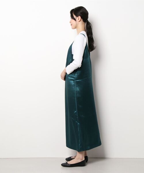 oblekt(オブレクト)の「【高山都×oblekt】 リンクルエアーキャミワンピ(ワンピース・レディース・グリーン/ブラウン・FREE)」の14枚目の写真