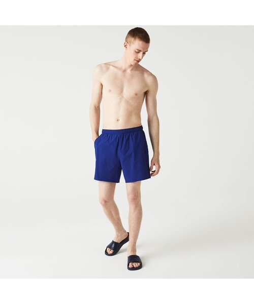 LACOSTE(ラコステ)の「ワントーンスイムショーツ(水着・メンズ・ブラック/ロイヤルブルー・M/L)」の2枚目の写真