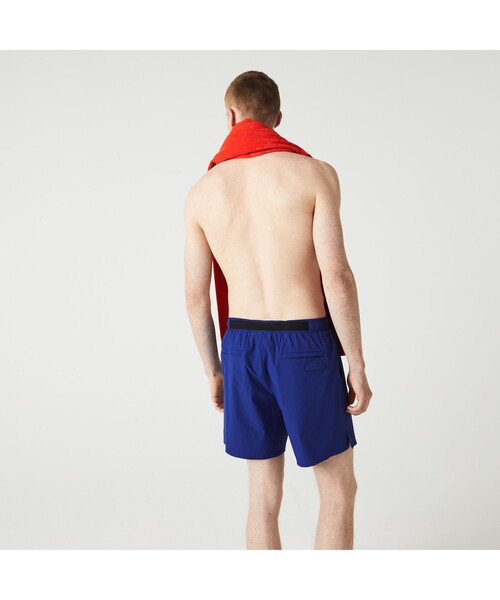 LACOSTE(ラコステ)の「ワントーンスイムショーツ(水着・メンズ・ブラック/ロイヤルブルー・M/L)」の14枚目の写真