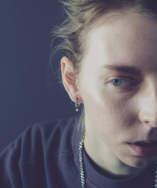 and cloud（アンドクラウド）の「○Pearl 2way Square Pierce / Single（ピアス（片耳用）・レディース・ブラック/シルバー/イエローゴールド・FREE）」の2枚目の写真