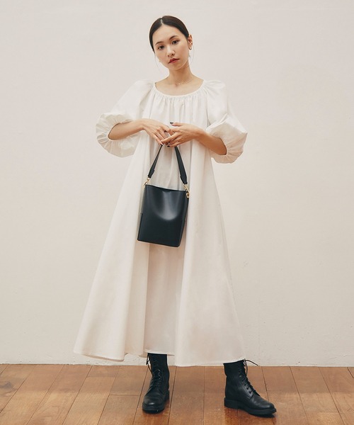 RANDEBOO（ランデブー）の「Balloon dress（ワンピース・レディース・ブルー/ブラック/ホワイト/パープル・FREE）」の5枚目の写真