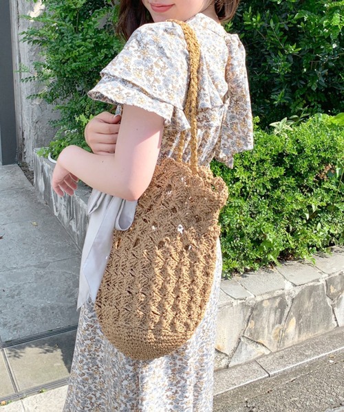OLIVE des OLIVE(オリーブデオリーブ)の「【WEB限定カラー有】ピンタックバックリボンフレア袖ワンピース(ワンピース・レディース・ホワイト/オフホワイト/サックスブルー/オレンジ/ブルー・FREE)」の6枚目の写真
