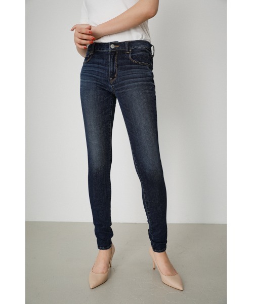 AZUL by moussy(アズールバイマウジー)の「A PERFECT DENIM AIR /アパーフェクトデニムエアー(デニムパンツ・レディース・ブラック/ダークブルー/ブルー・LARGE/MEDIUM/XX-SMALL/X-LARGE/X-SMALL/SMALL)」の13枚目の写真