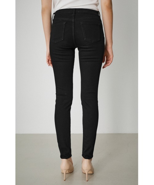 AZUL by moussy(アズールバイマウジー)の「A PERFECT DENIM AIR /アパーフェクトデニムエアー(デニムパンツ・レディース・ブラック/ダークブルー/ブルー・LARGE/MEDIUM/XX-SMALL/X-LARGE/X-SMALL/SMALL)」の8枚目の写真