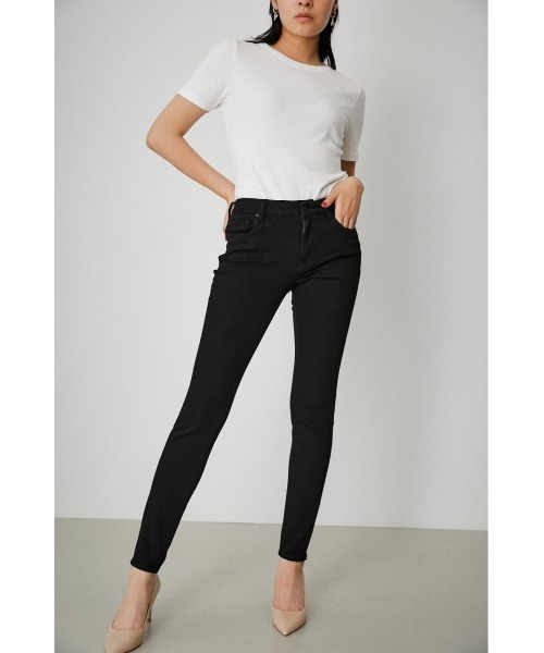 AZUL by moussy(アズールバイマウジー)の「A PERFECT DENIM AIR /アパーフェクトデニムエアー(デニムパンツ・レディース・ブラック/ダークブルー/ブルー・LARGE/MEDIUM/XX-SMALL/X-LARGE/X-SMALL/SMALL)」の20枚目の写真