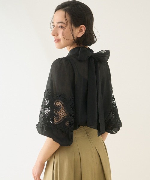 ANAYI(アナイ)の「ラミーコットンシシュウブラウス(シャツ/ブラウス・レディース・ホワイト/ブラック/サックスブルー・38/36)」の7枚目の写真