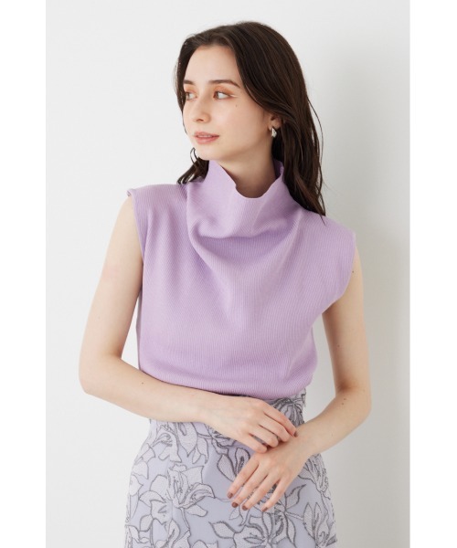 rienda（リエンダ）の「アシンメトリードレープハイネックニットトップス（Tシャツ/カットソー・レディース・ブラック/ベージュ/パープル/オレンジ・FREE）」の4枚目の写真