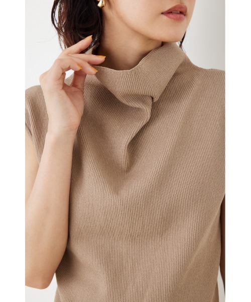 rienda（リエンダ）の「アシンメトリードレープハイネックニットトップス（Tシャツ/カットソー・レディース・ブラック/ベージュ/パープル/オレンジ・FREE）」の17枚目の写真