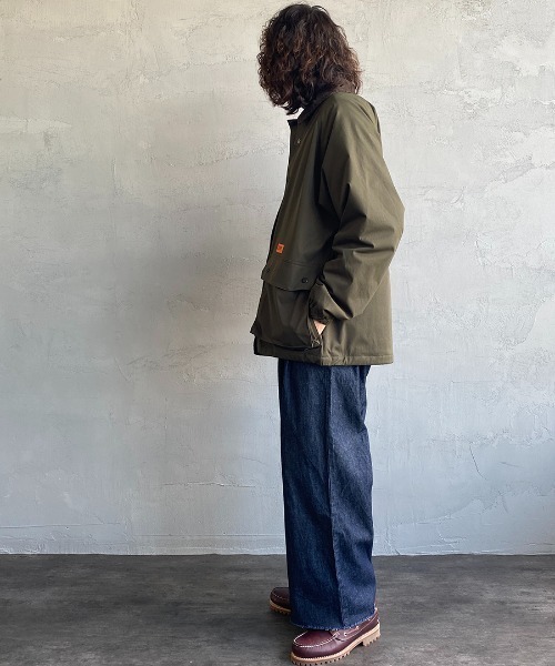 UNIVERSAL OVERALL（ユニバーサルオーバーオール）の「【FINEBOYS 2月号掲載】[UNIVERSAL OVERALL/ユニバーサルオーバーオール] 別注 フィールドミリタリージャケット（ブルゾン・レディース・ネイビー/オリーブ・M/L）」の5枚目の写真