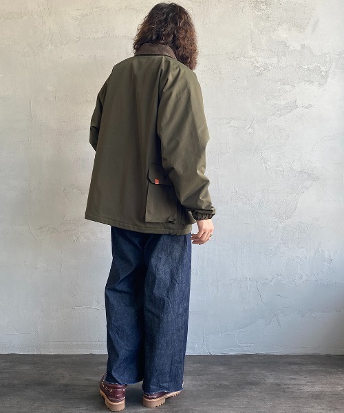 UNIVERSAL OVERALL（ユニバーサルオーバーオール）の「【FINEBOYS 2月号掲載】[UNIVERSAL OVERALL/ユニバーサルオーバーオール] 別注 フィールドミリタリージャケット（ブルゾン・レディース・ネイビー/オリーブ・M/L）」の12枚目の写真