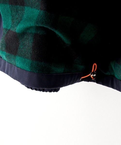 UNIVERSAL OVERALL（ユニバーサルオーバーオール）の「【FINEBOYS 2月号掲載】[UNIVERSAL OVERALL/ユニバーサルオーバーオール] 別注 フィールドミリタリージャケット（ブルゾン・レディース・ネイビー/オリーブ・M/L）」の9枚目の写真