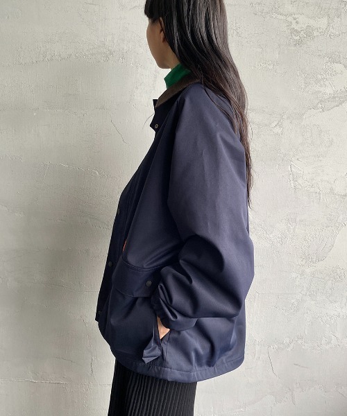UNIVERSAL OVERALL（ユニバーサルオーバーオール）の「【FINEBOYS 2月号掲載】[UNIVERSAL OVERALL/ユニバーサルオーバーオール] 別注 フィールドミリタリージャケット（ブルゾン・レディース・ネイビー/オリーブ・M/L）」の19枚目の写真