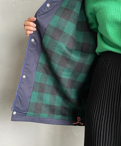 UNIVERSAL OVERALL（ユニバーサルオーバーオール）の「【FINEBOYS 2月号掲載】[UNIVERSAL OVERALL/ユニバーサルオーバーオール] 別注 フィールドミリタリージャケット（ブルゾン・レディース・ネイビー/オリーブ・M/L）」の7枚目の写真