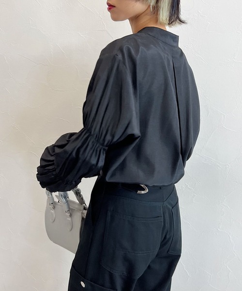 PAGEBOY（ページボーイ）の「CORE / バルーンギャザーブラウス（シャツ/ブラウス・レディース・ブラック/オフホワイト・FREE）」の8枚目の写真