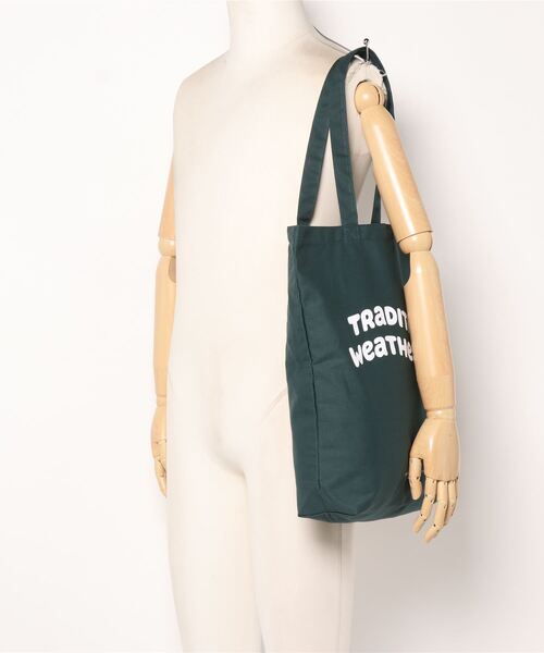 Traditional Weatherwear(トラディショナルウェザーウェア)の「WAVE LOGO GUSSET TOTE(トートバッグ・レディース・グリーン/ブラウン/オフホワイト・F)」の8枚目の写真