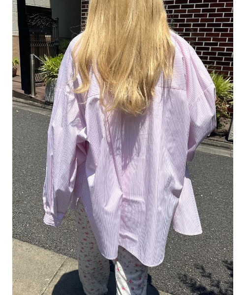 WC（ダブル シー）の「カラーストライプビッグシャツ（シャツ/ブラウス・レディース・ピンク/イエロー/ブルー/グリーン・FREE）」の21枚目の写真