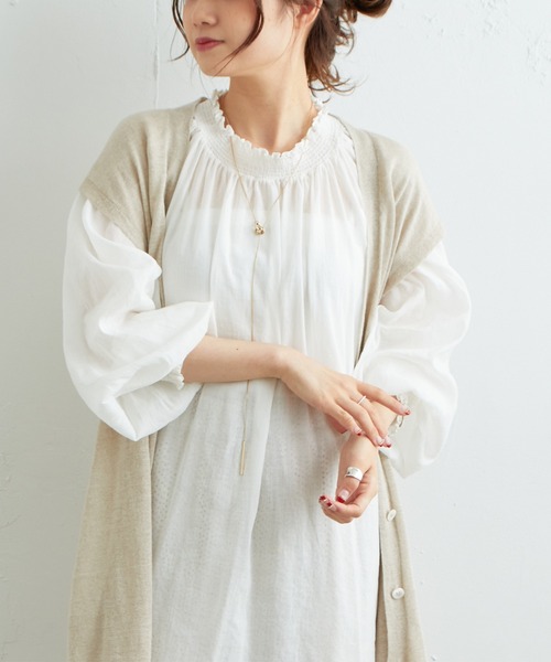 PUAL CE CIN（ピュアルセシン）の「コットンラミーシャーリング2WAYブラウス（シャツ/ブラウス・レディース・チャコールグレー/ライトベージュ/マスタード/オフホワイト・FREE）」の2枚目の写真