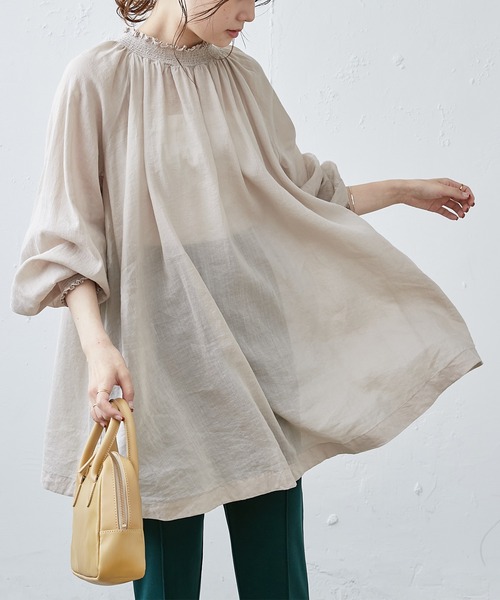 PUAL CE CIN（ピュアルセシン）の「コットンラミーシャーリング2WAYブラウス（シャツ/ブラウス・レディース・チャコールグレー/ライトベージュ/マスタード/オフホワイト・FREE）」の4枚目の写真