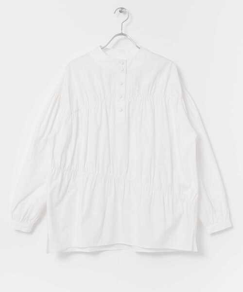 UR Lab.（アーバンリサーチラボ）の「シャーリングブラウス（シャツ/ブラウス・レディース・ネイビー/オフホワイト/ライトカーキ・FREE）」の6枚目の写真