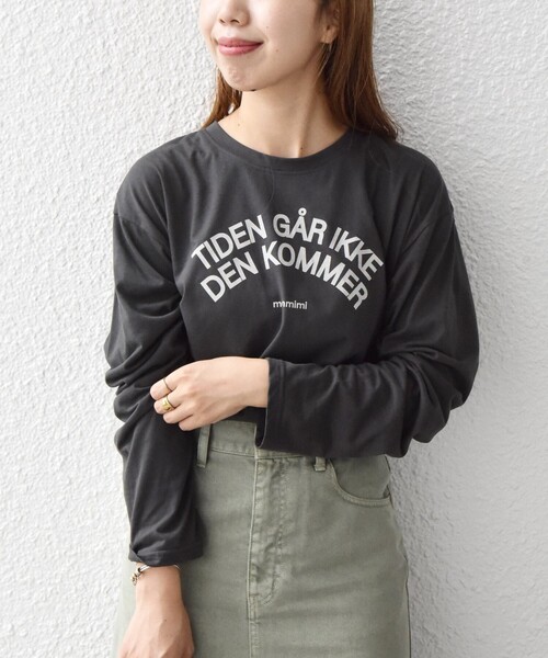 SHIPS any(シップス エニィ)の「【SHIPS any別注】MONMIMI: プリント ロング Tシャツ3(Tシャツ/カットソー・レディース・ホワイト/チャコールグレー/ベージュ・ONE SIZE)」の22枚目の写真