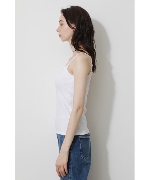 AZUL by moussy（アズールバイマウジー）の「BASIC BACK OPEN CAMISOLE/ベーシックバックオープンキャミソール（キャミソール・レディース・ホワイト/ブラック/キャメル/ライトベージュ・SMALL/MEDIUM）」の5枚目の写真