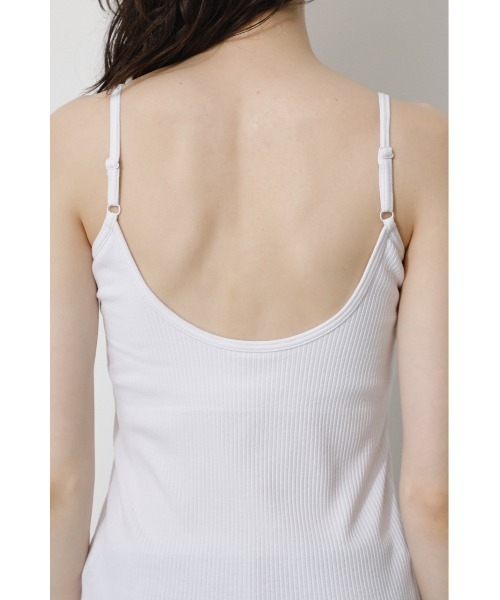 AZUL by moussy（アズールバイマウジー）の「BASIC BACK OPEN CAMISOLE/ベーシックバックオープンキャミソール（キャミソール・レディース・ホワイト/ブラック/キャメル/ライトベージュ・SMALL/MEDIUM）」の8枚目の写真