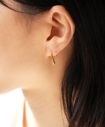 IAMUSE | 金属アレルギー対応 ミニドロップカーブピアス S0764【IAMUSE】(ピアス(両耳用))
