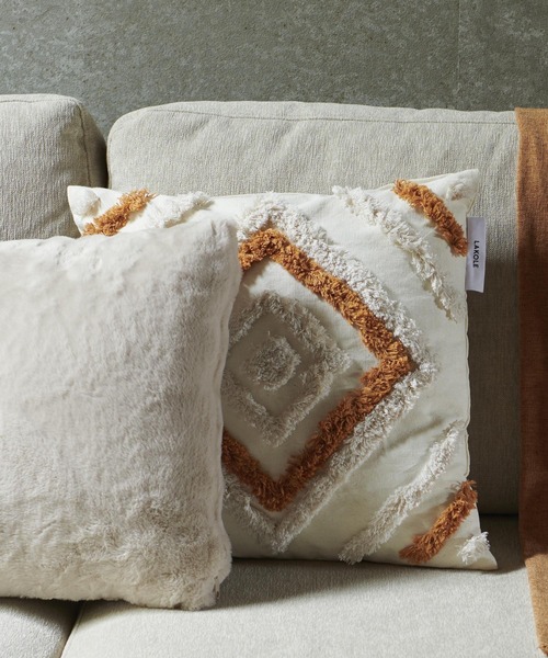 LAKOLE（ラコレ）の「タフトクッションカバー / 156702（クッション