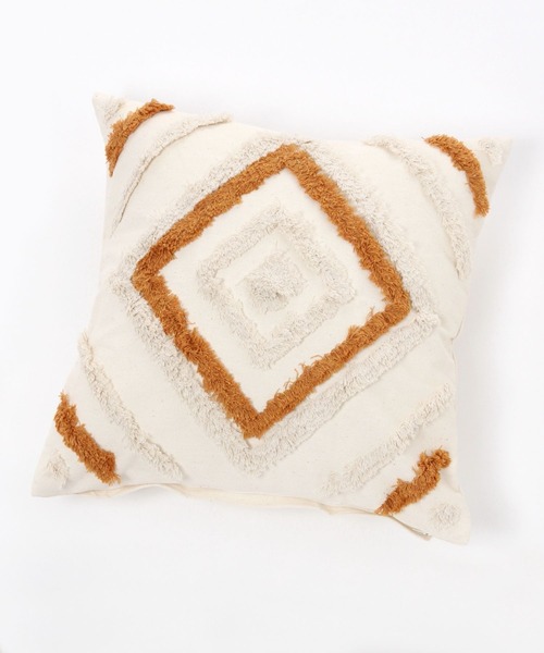 LAKOLE（ラコレ）の「タフトクッションカバー / 156702（クッション