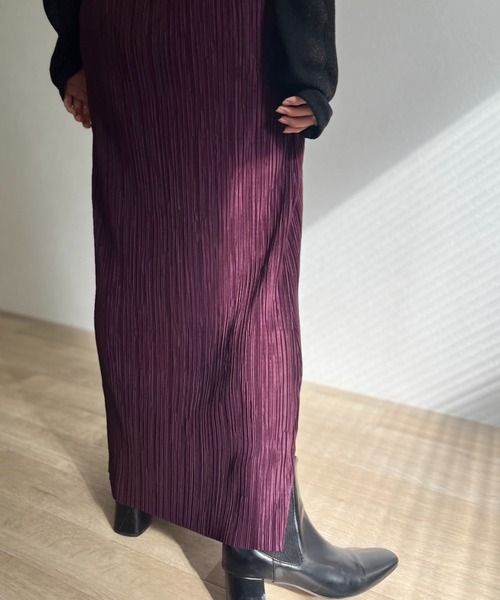 ISOOK(アイスー)の「【ZOZO限定】Pleated long skirt / プリーツロングスカート(スカート・レディース・カーキ/バーガンディー・FREE)」の5枚目の写真
