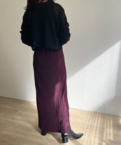 ISOOK(アイスー)の「【ZOZO限定】Pleated long skirt / プリーツロングスカート(スカート・レディース・カーキ/バーガンディー・FREE)」の4枚目の写真