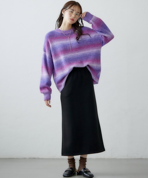 miclat（ミクラ）の「大きいサイズ　グラデーションニット　miclat（ニット/セーター・レディース・ブルー系/パープル系・LL/3L/4L/L）」の9枚目の写真