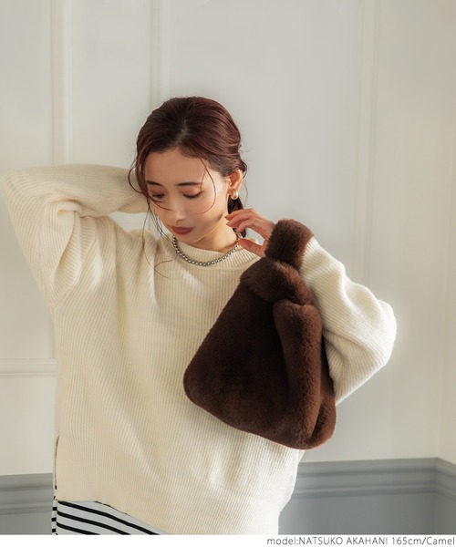 coca（coca）（コカ）の「フェイクファーバッグ（ハンドバッグ・レディース・アイボリー/キャメル/ピンク系その他/チャコール・ONE SIZE）」の14枚目の写真