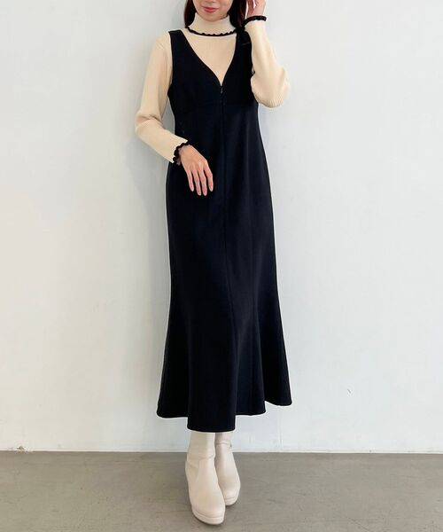 MAJESTIC LEGON(マジェスティックレゴン)の「Vネックマーメイドジャンスカ(ジャンパースカート・レディース・ブラック/グレー/ブラウン系その他2・MEDIUM/SMALL)」の2枚目の写真