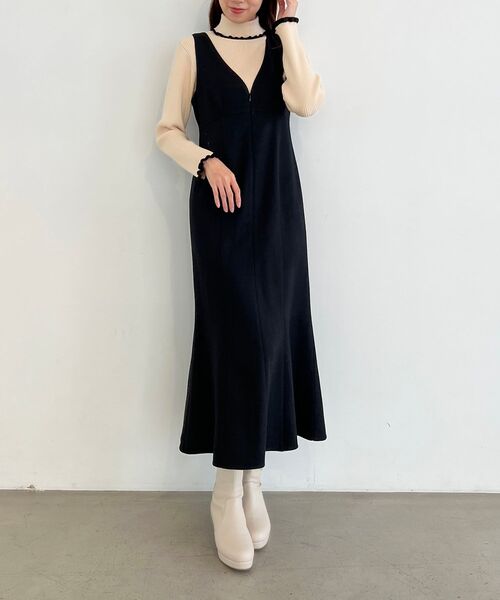 MAJESTIC LEGON(マジェスティックレゴン)の「Vネックマーメイドジャンスカ(ジャンパースカート・レディース・ブラック/グレー/ブラウン系その他2・MEDIUM/SMALL)」の19枚目の写真