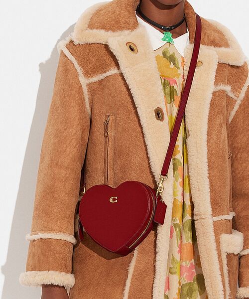 ハート クロスボディ