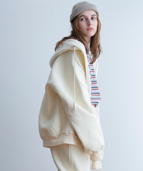 Universal Style Wear（ユニバーサルスタイルウェア）の「Universal Style Wear タオル バケツ ジップ パーカー（パーカー・メンズ・グレイッシュベージュ/サックスブルー系/ブラック/オフホワイト・MEDIUM/LARGE/X-LARGE）」の2枚目の写真