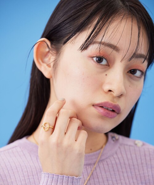 ANEVER（アンエバー）の「09 LOGO リング（リング・レディース・ゴールド系/シルバー系・F）」の3枚目の写真