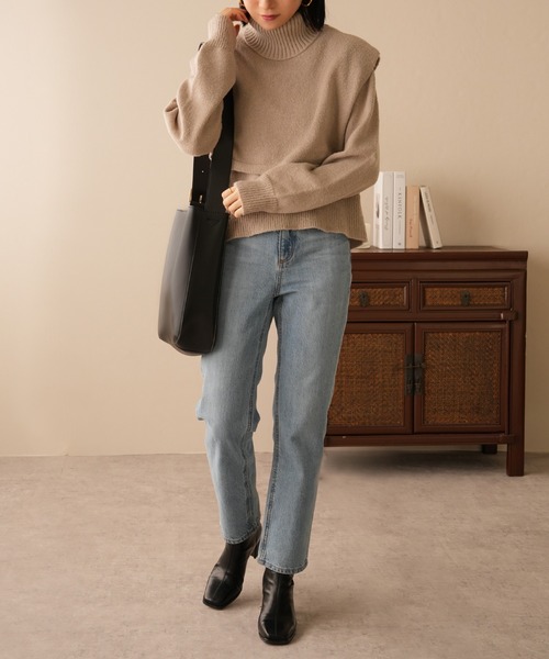 IAMUSE（アイアミューズ）の「ワイドベルトフェイクレザーショルダーバッグ　ポーチセット S0839【IAMUSE】（ショルダーバッグ・レディース・ブラック/ブラウン・FREE）」の11枚目の写真