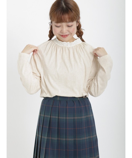 Samansa Mos2（サマンサ モスモス）の「襟レースギャザーカットソー（Tシャツ/カットソー・レディース・キナリ/ベージュ/ブラック/オフホワイト・ﾌﾘ-）」の2枚目の写真